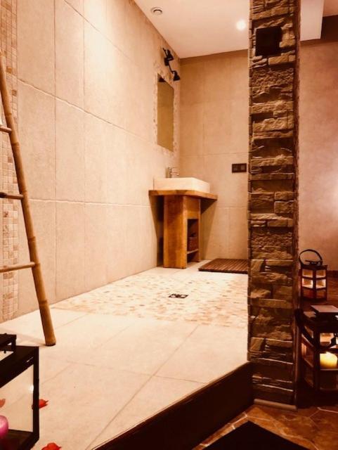 Domaine De Vandenesse Et Spa Екстер'єр фото