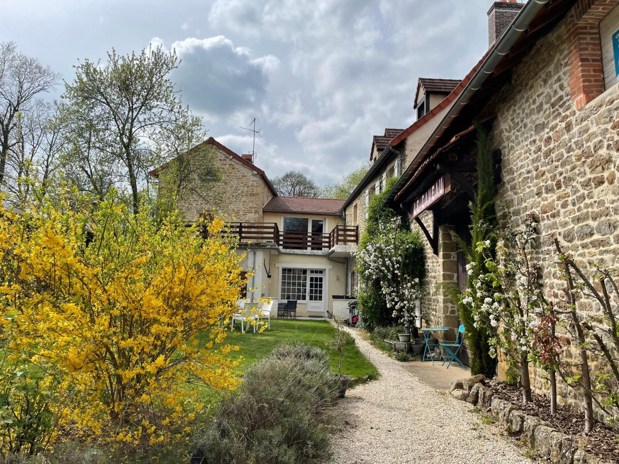 Domaine De Vandenesse Et Spa Екстер'єр фото