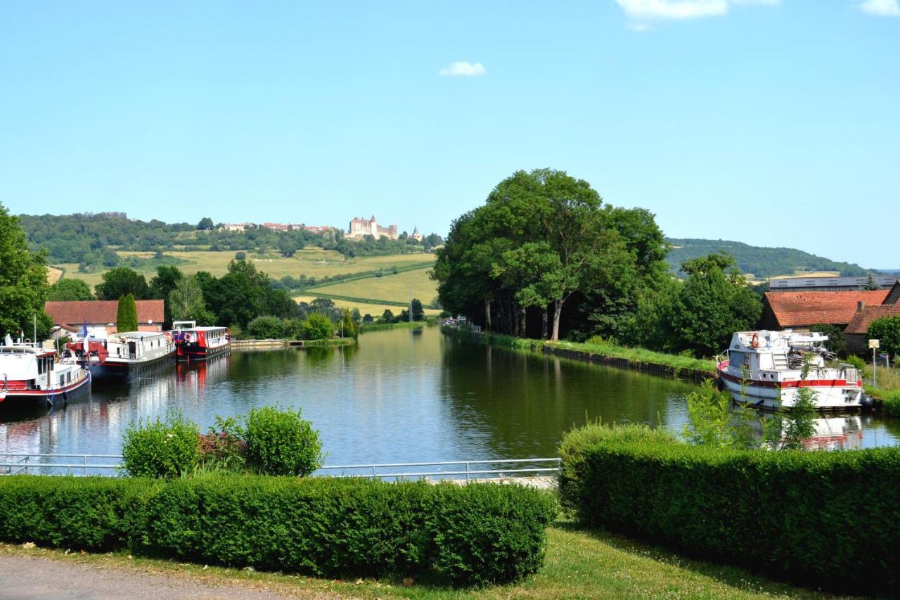 Domaine De Vandenesse Et Spa Екстер'єр фото